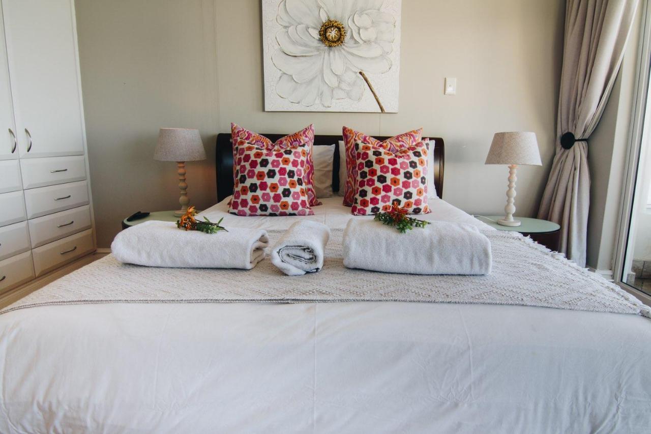 503 Oyster Schelles Apartment Durban