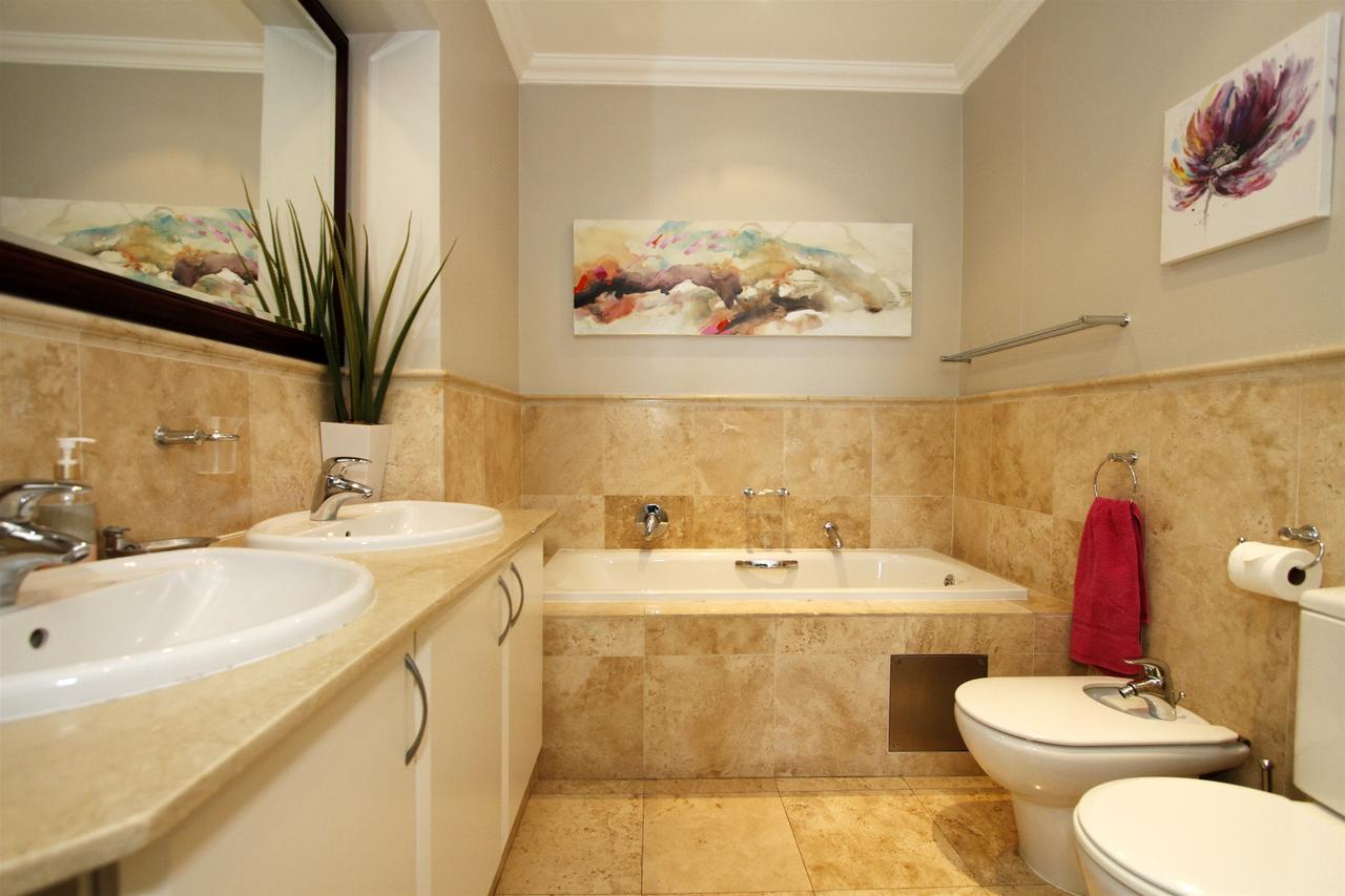 503 Oyster Schelles Durban